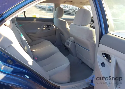 2009 Toyota Camry Le z USA, uszkodzony, nr VIN 4T1BE46K39U354803